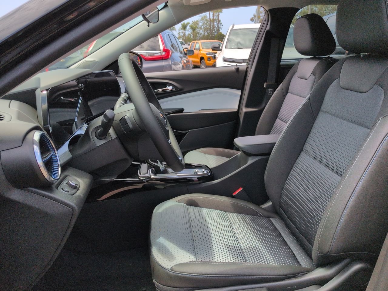 2026 Chevrolet Trax LT - Photo 20