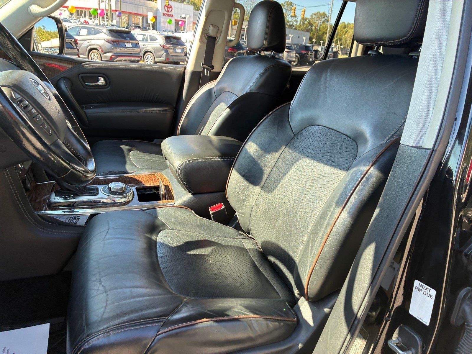 Used 2020 Super Black Nissan SL image 14