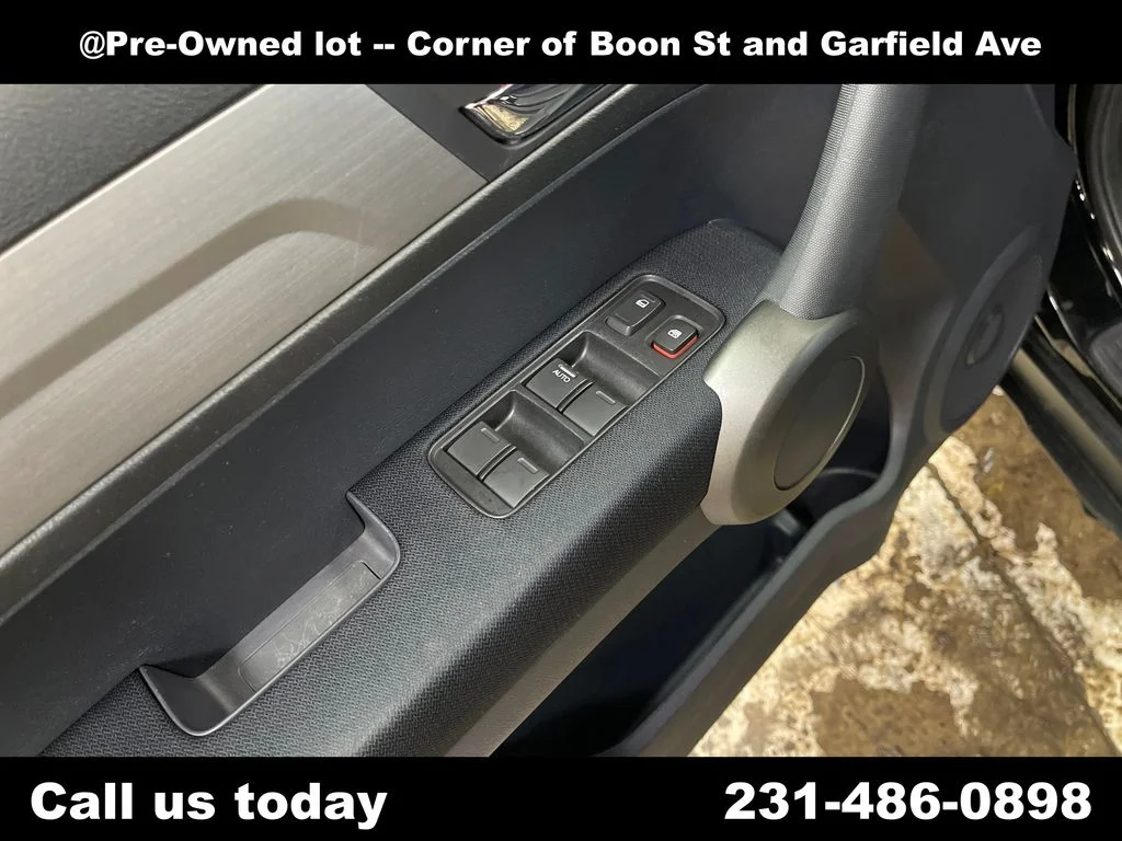 Used 2011  Honda EX image 15
