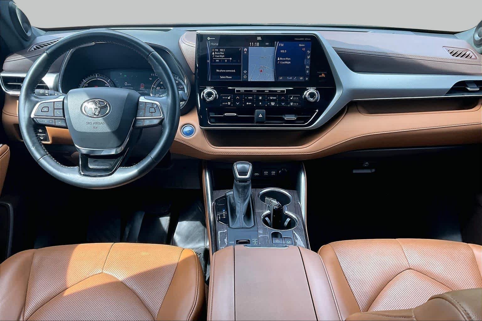 Used 2021 Opulent Amber Toyota Hybrid Platinum image 16