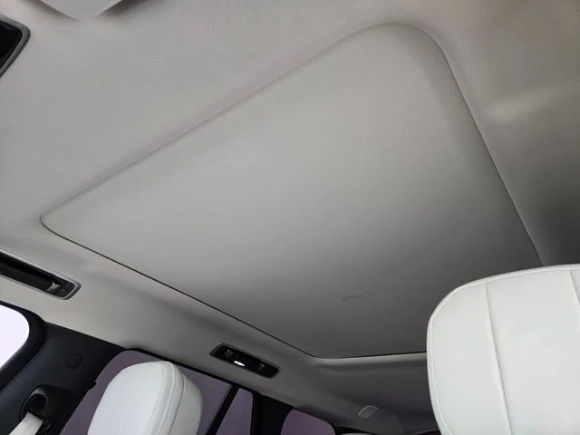 2023 Land Rover Range Rover SE - Photo 11