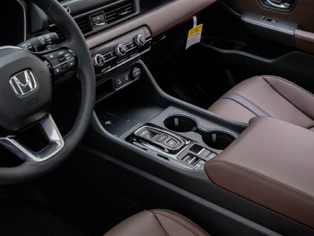 2026 Honda Pilot Touring - Photo 14