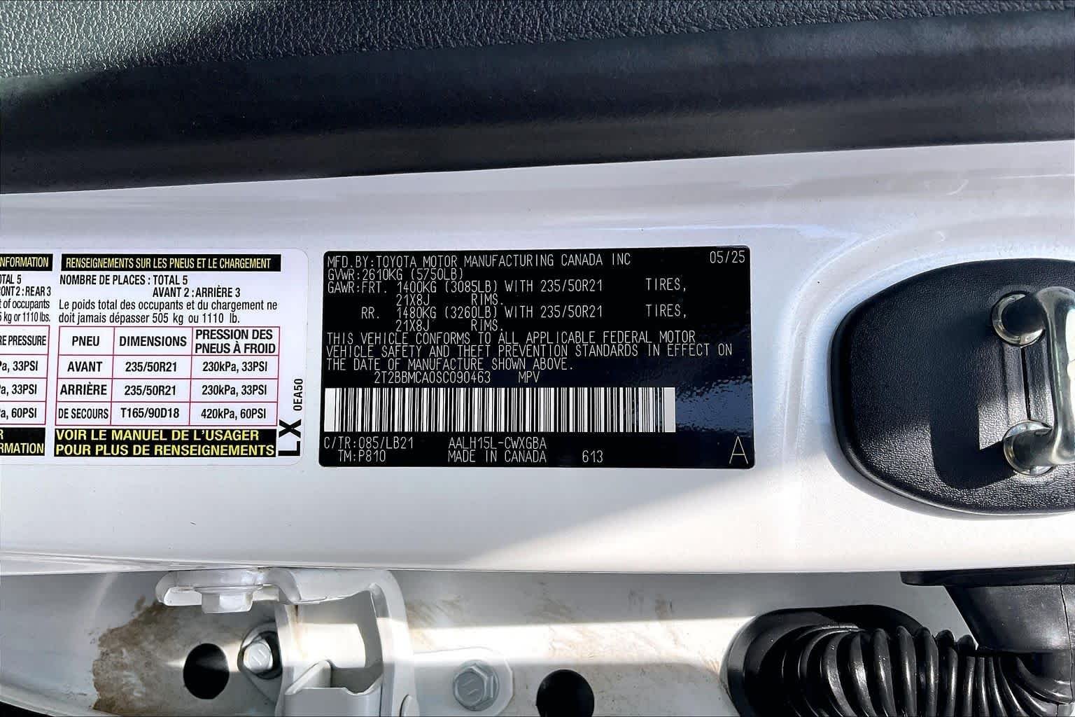 Used 2025 Eminent White Pearl Lexus Premium Plus image 32