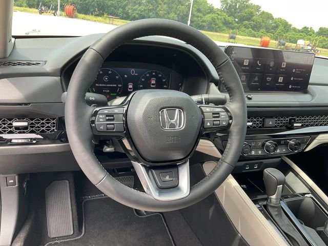 New 2026 Meteorite Gray Metallic Honda Touring image 22