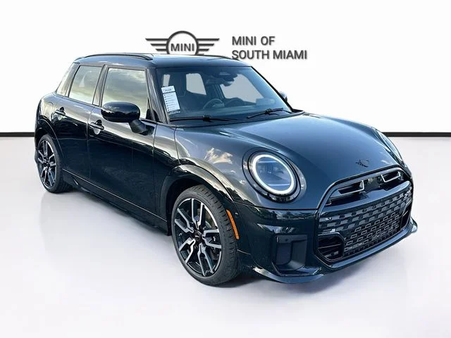 2026 MINI Hardtop Cooper S's photo