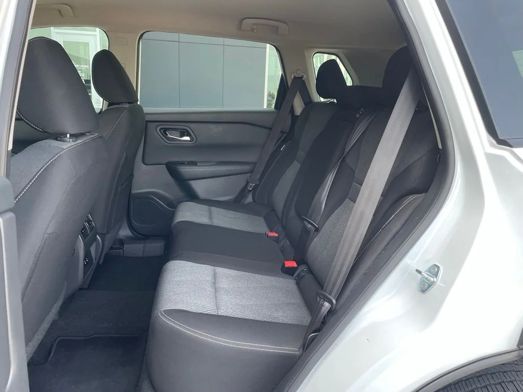 Used 2025 White Nissan SV image 16