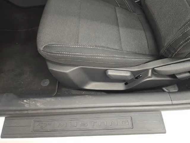 New 2026 Oxford White Ford EcoBoost® Fastback image 32