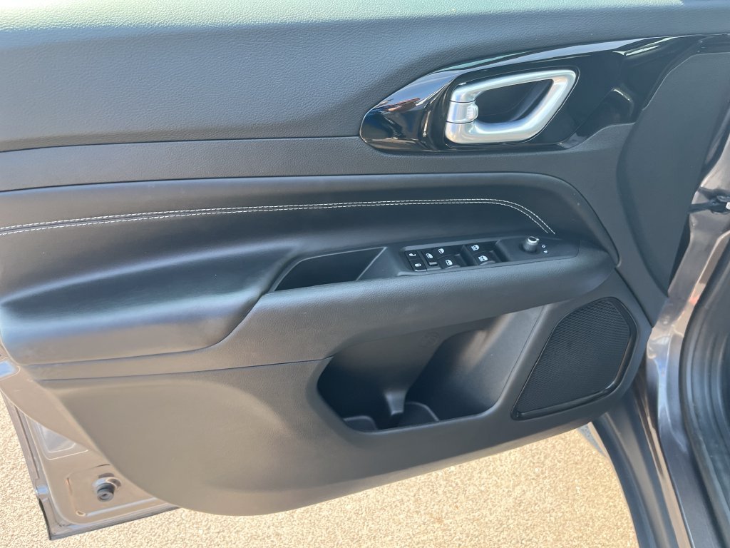 2023 Jeep Compass Altitude - Photo 11