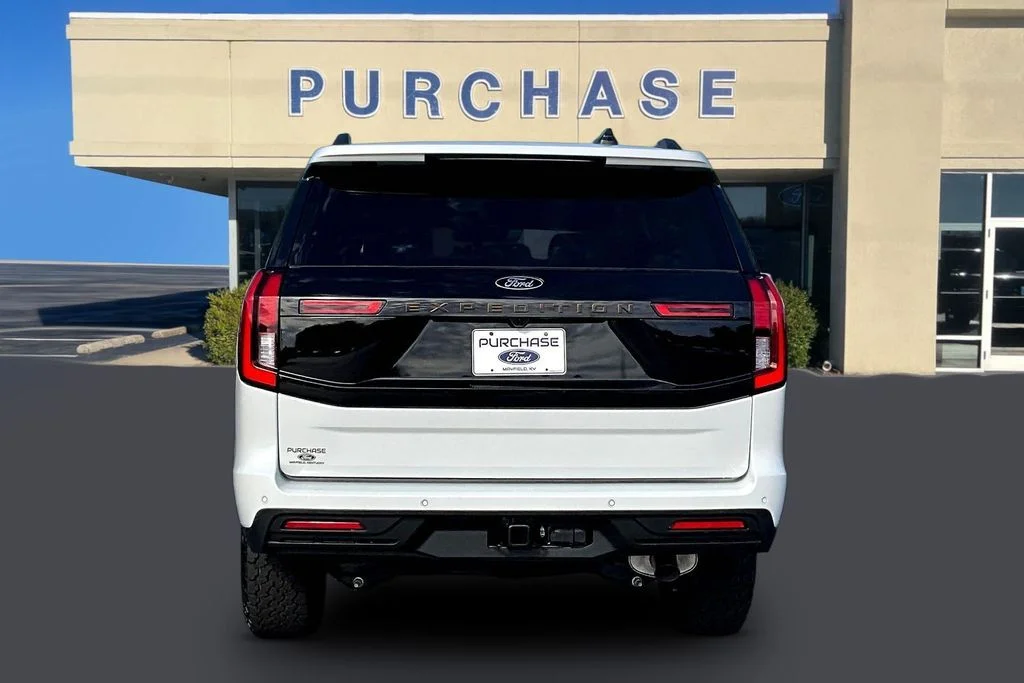 New 2026 Star White Metallic Tri-Coat Ford Tremor® image 4