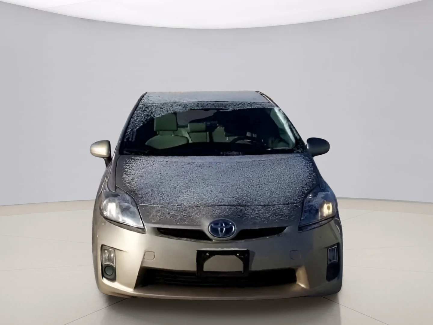 Used 2010 Gold Toyota III image 4