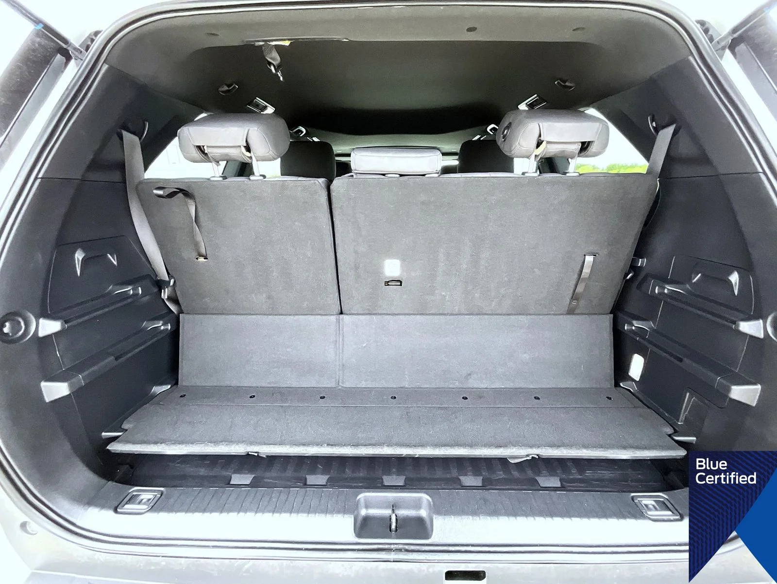 Certified Used 2025 White Toyota SR5 image 25