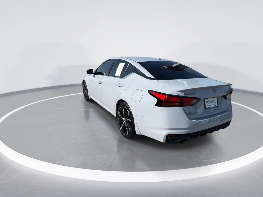 Used 2023 Gray Nissan 2.5 SR image 6