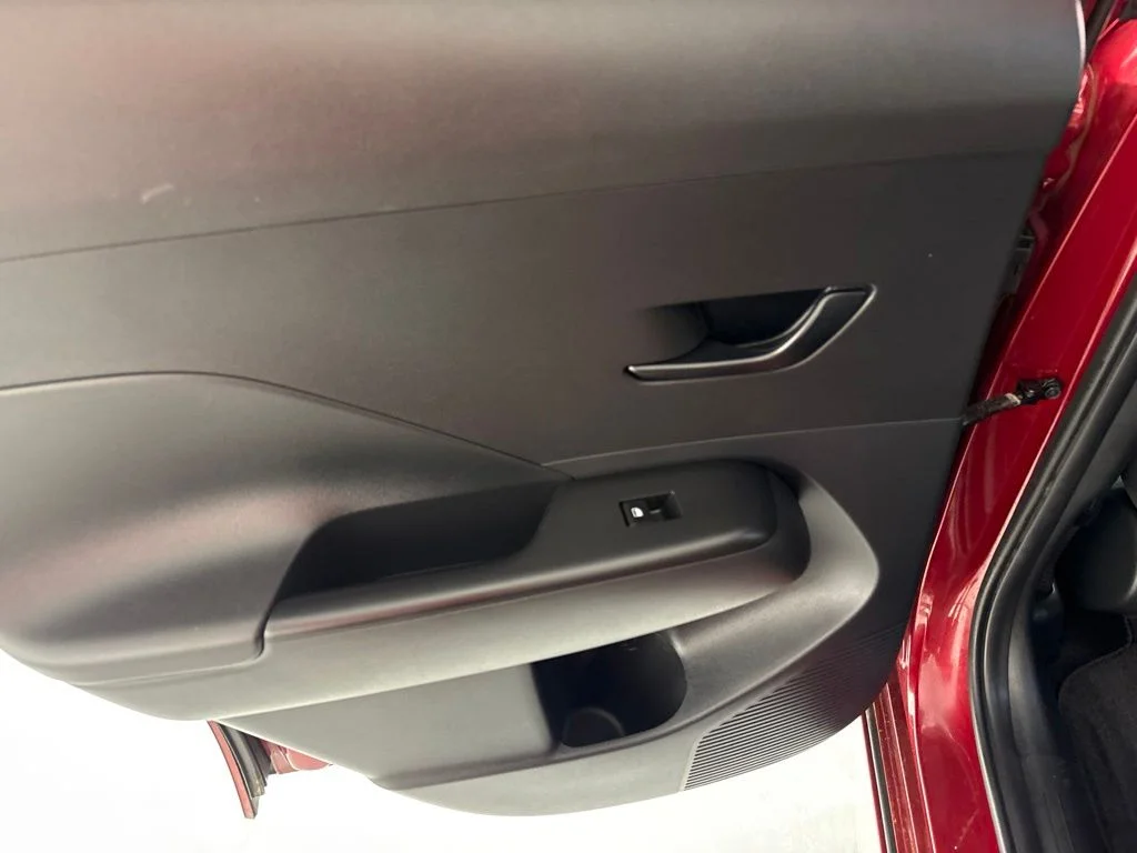 Used 2025 Red Hyundai SEL image 21