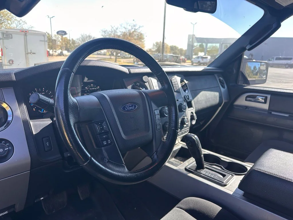 Used 2017 Blue Ford XLT image 20