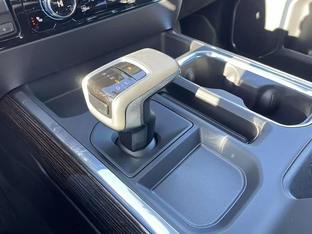 New 2026 Silver GMC Elevation image 25
