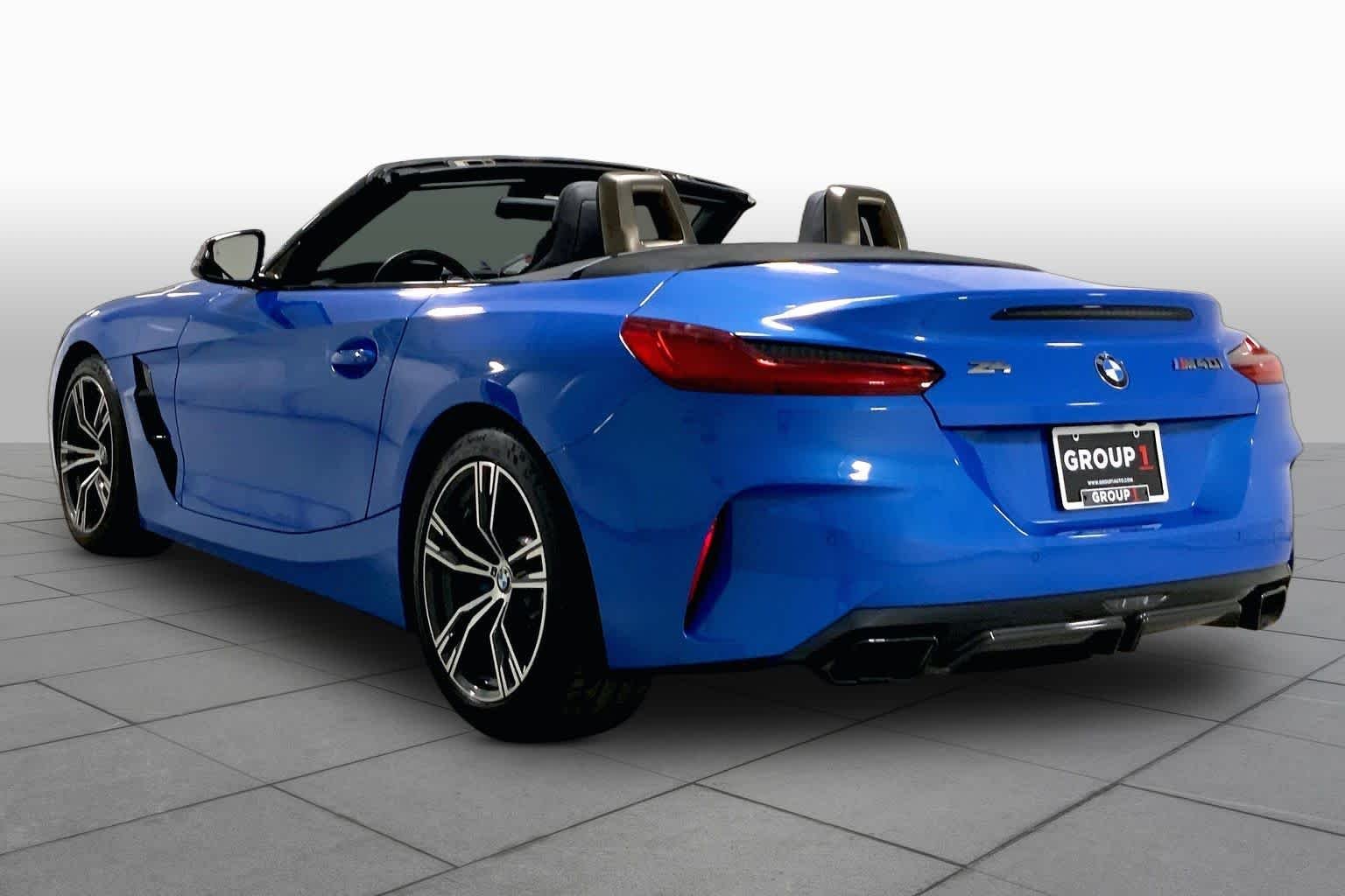 Used 2020 Misano Blue Metallic BMW sDriveM40i image 11