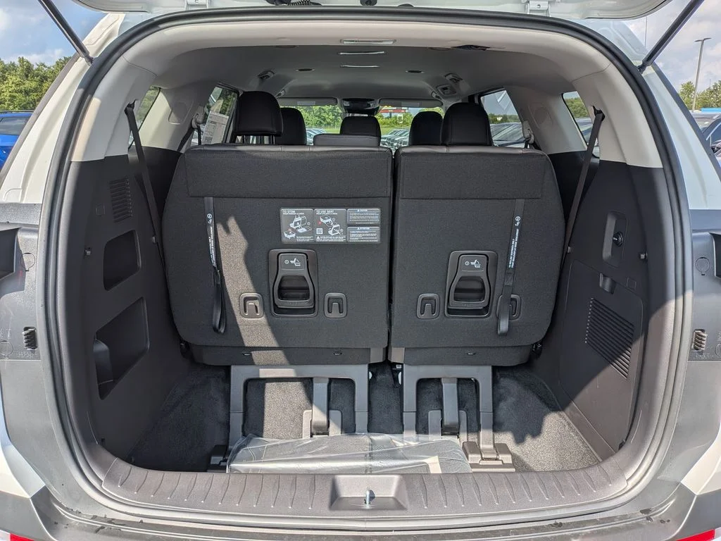 2026 Kia Carnival LXS - Photo 21