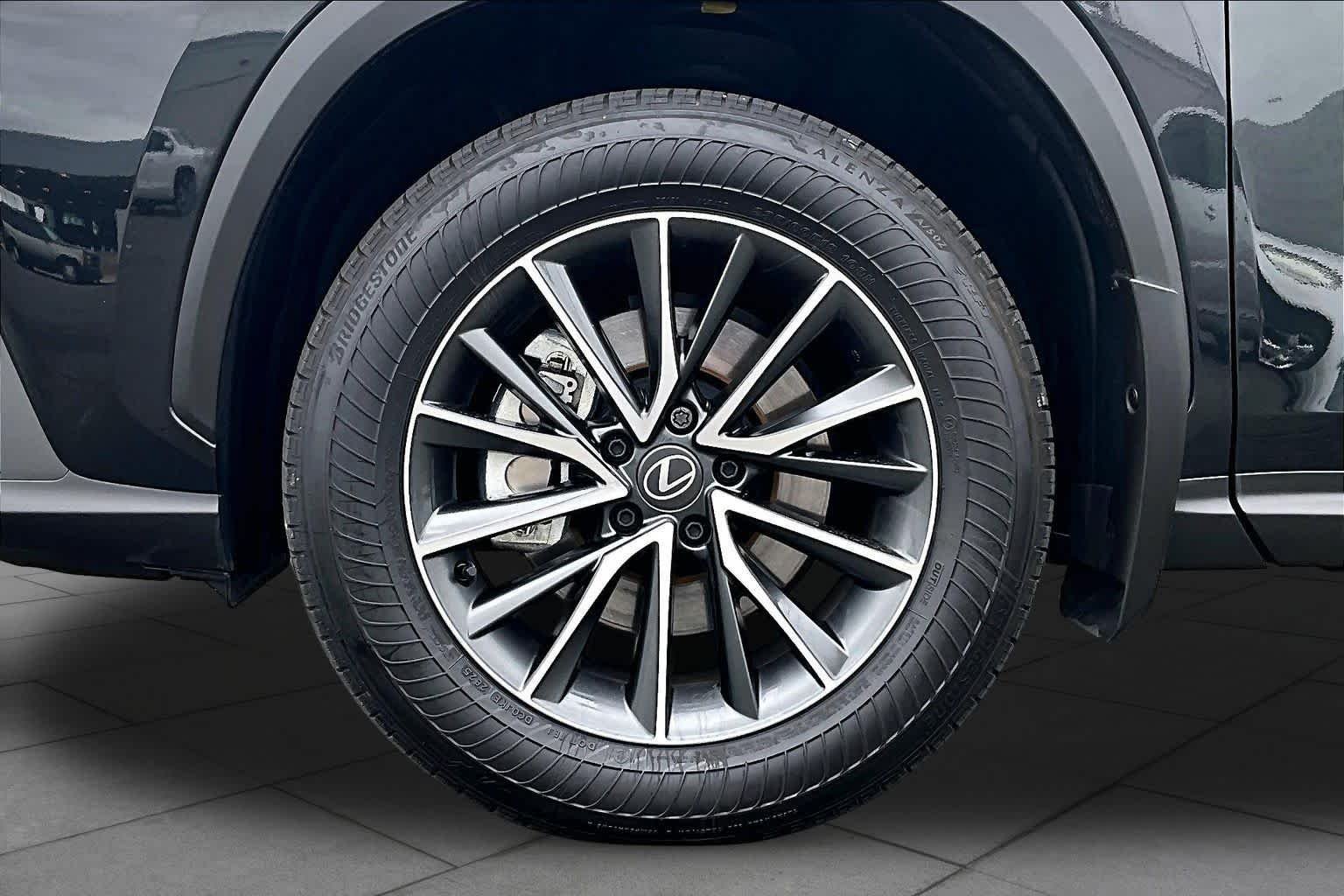 2026 Lexus NX Hybrid 350h - Photo 10