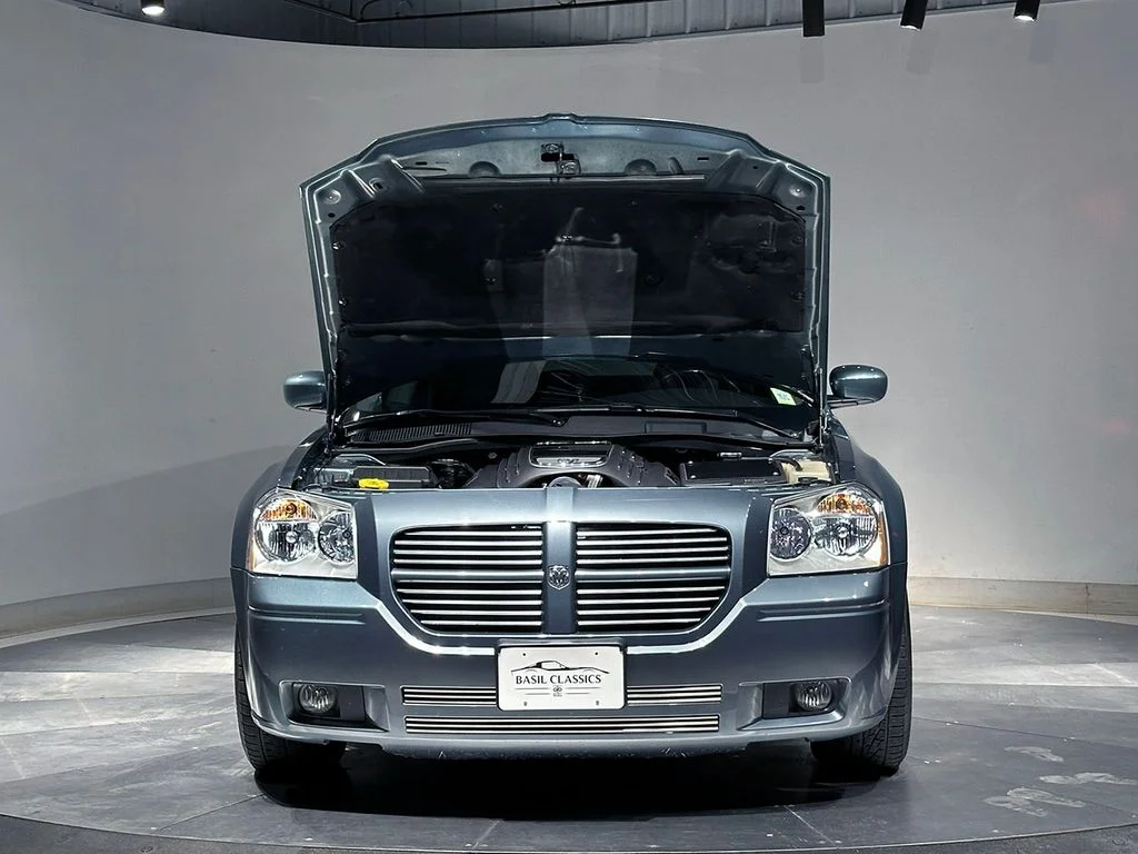 Used 2005 Green Dodge R/T image 20