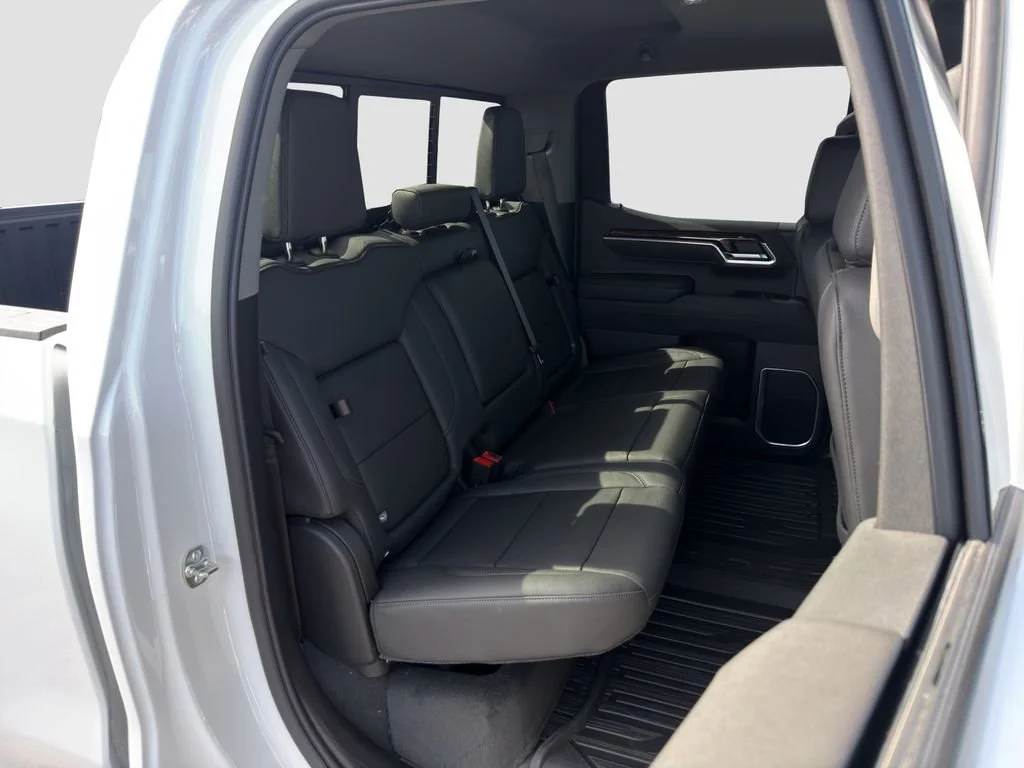 New 2026 Summit White GMC Elevation image 28