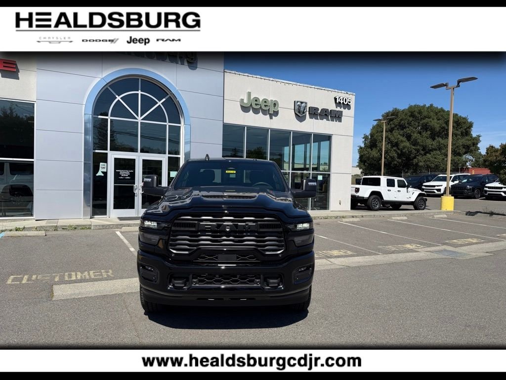 New 2026 Diamond Black Crystal Pearl-Coat Exterior Paint RAM Tradesman image 8