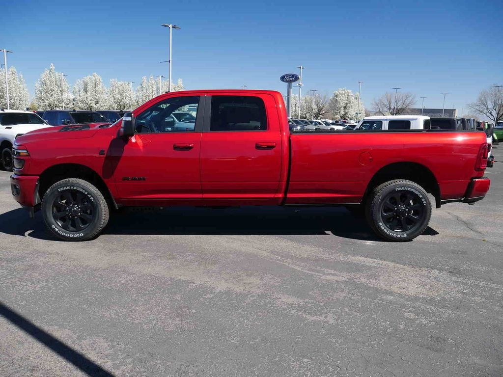 New 2026 Molten Red Pearl-Coat Exterior Paint RAM LARAMIE image 23