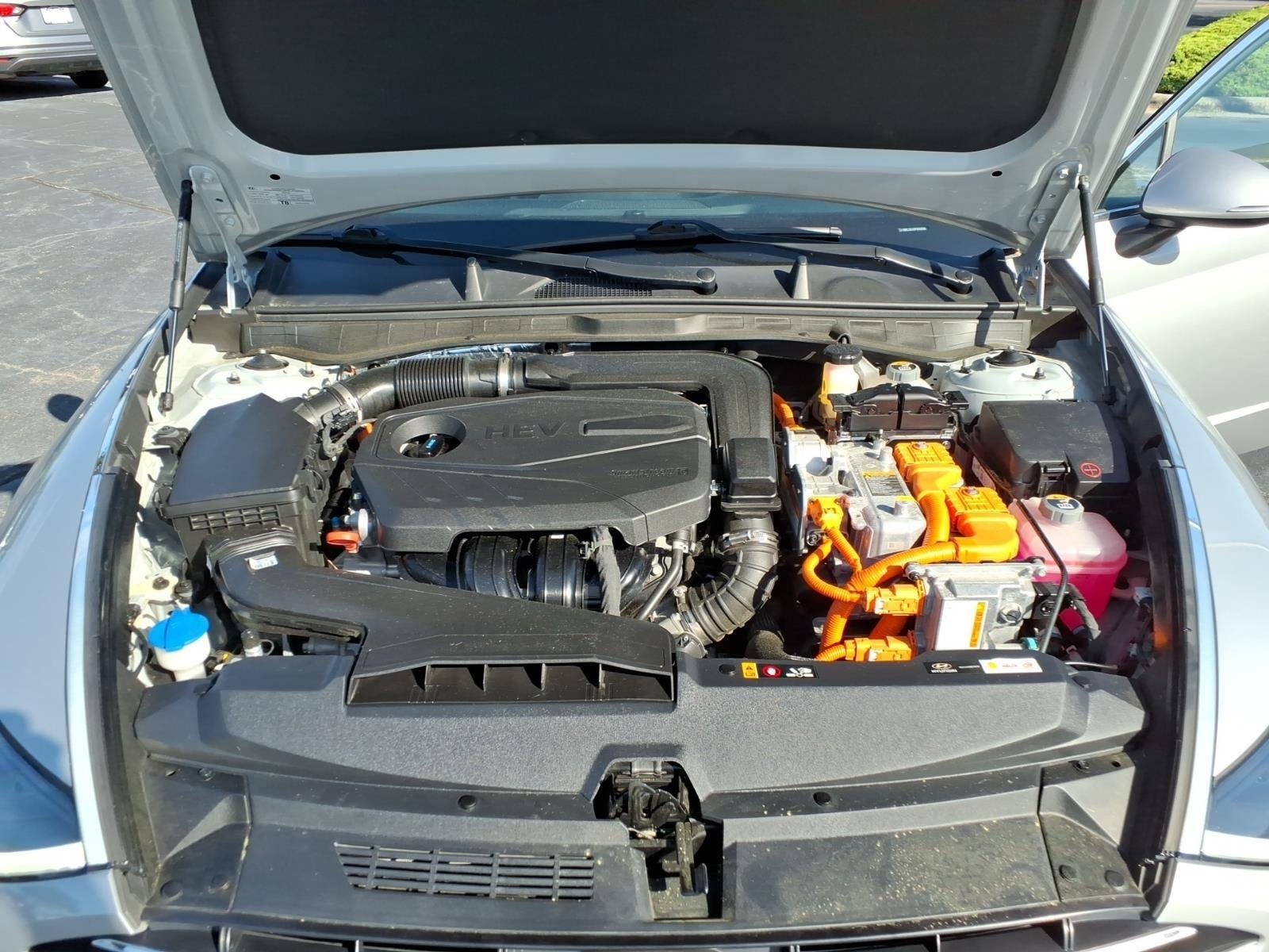 Used 2023 Curated Silver Hyundai SEL image 32