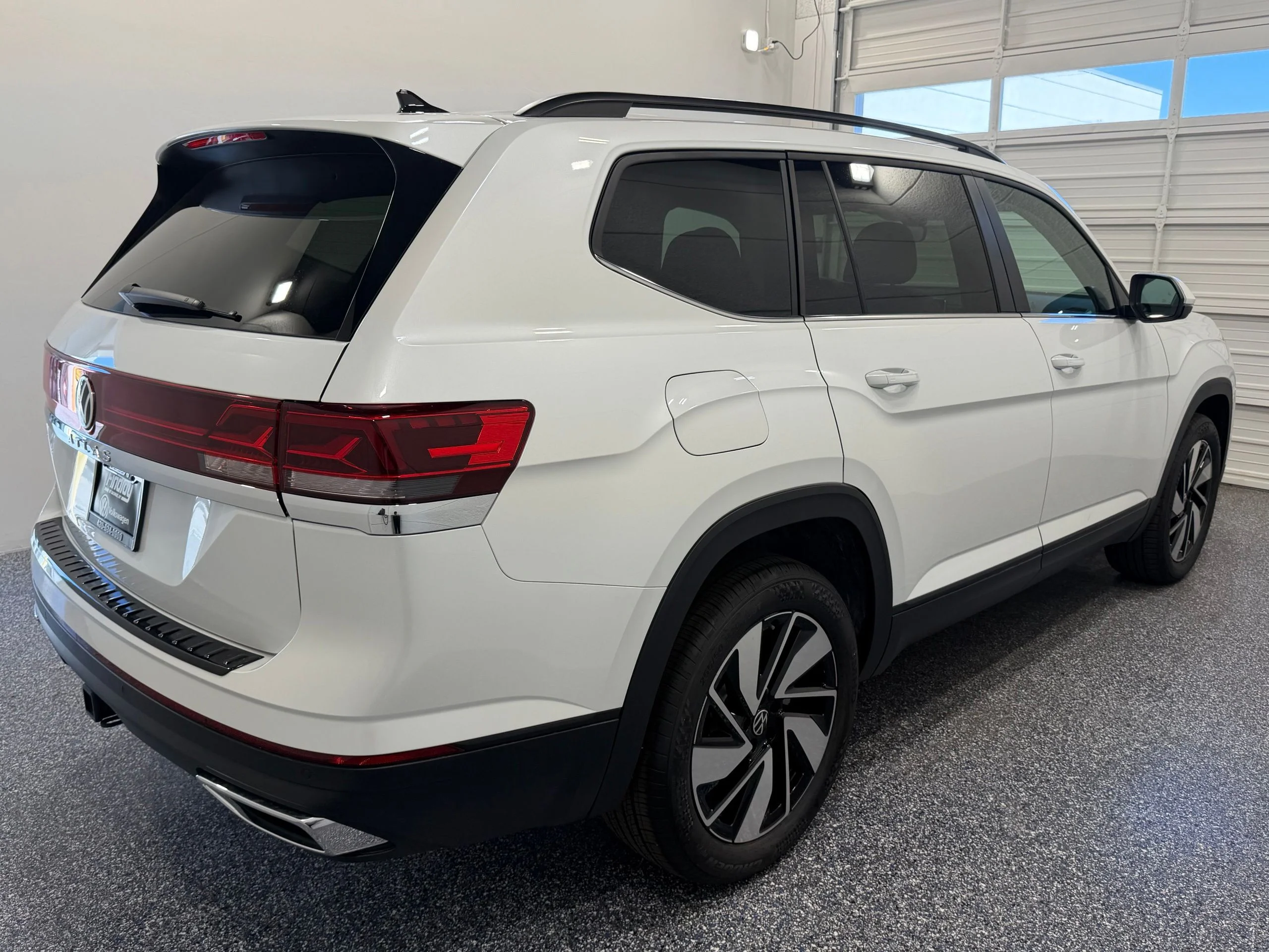 New 2026 White Volkswagen 2.0T SE w/Technology image 6