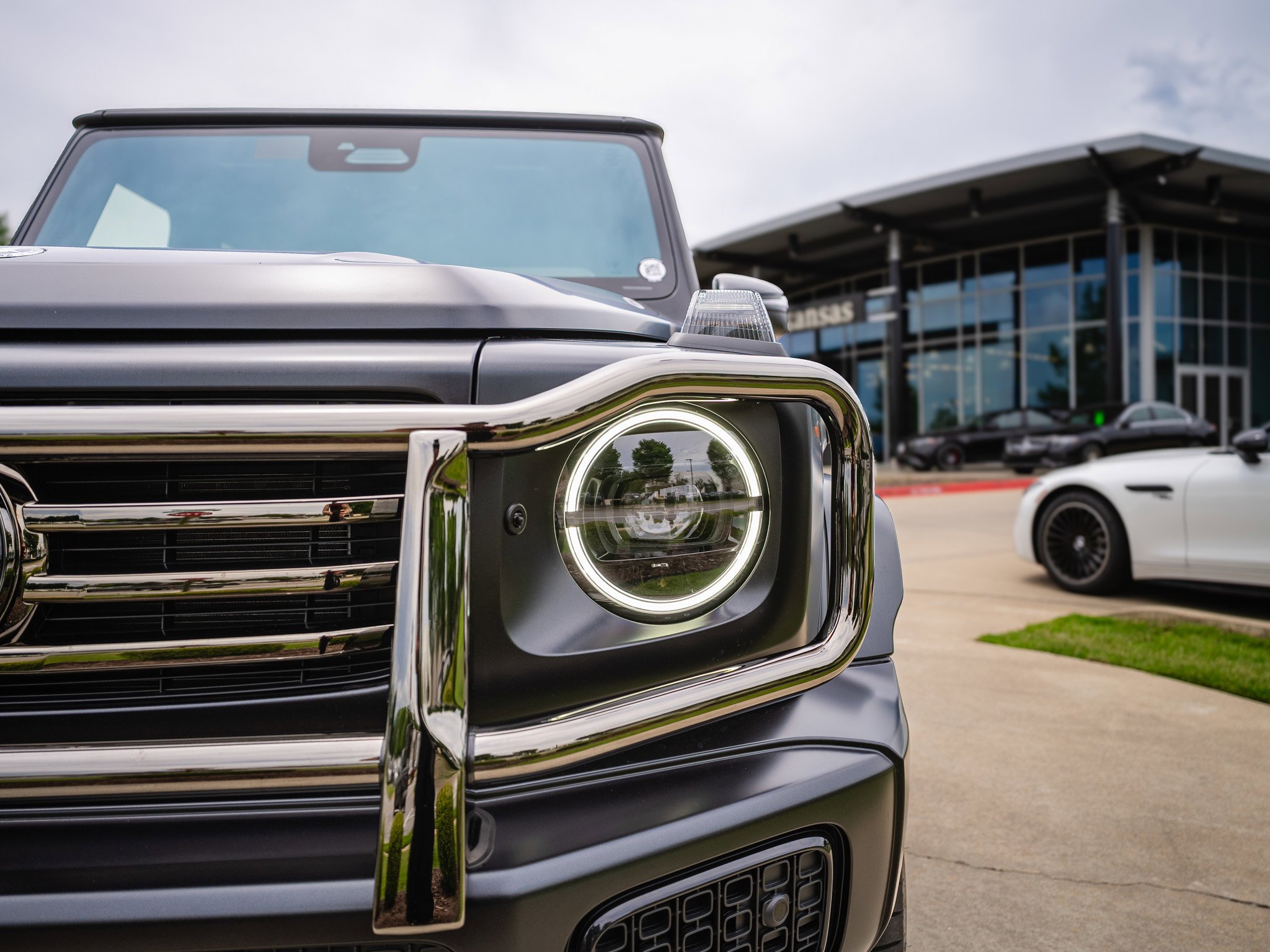 Certified Used 2026 MANUFAKTUR Night Black Magno Mercedes-Benz G 550 image 6