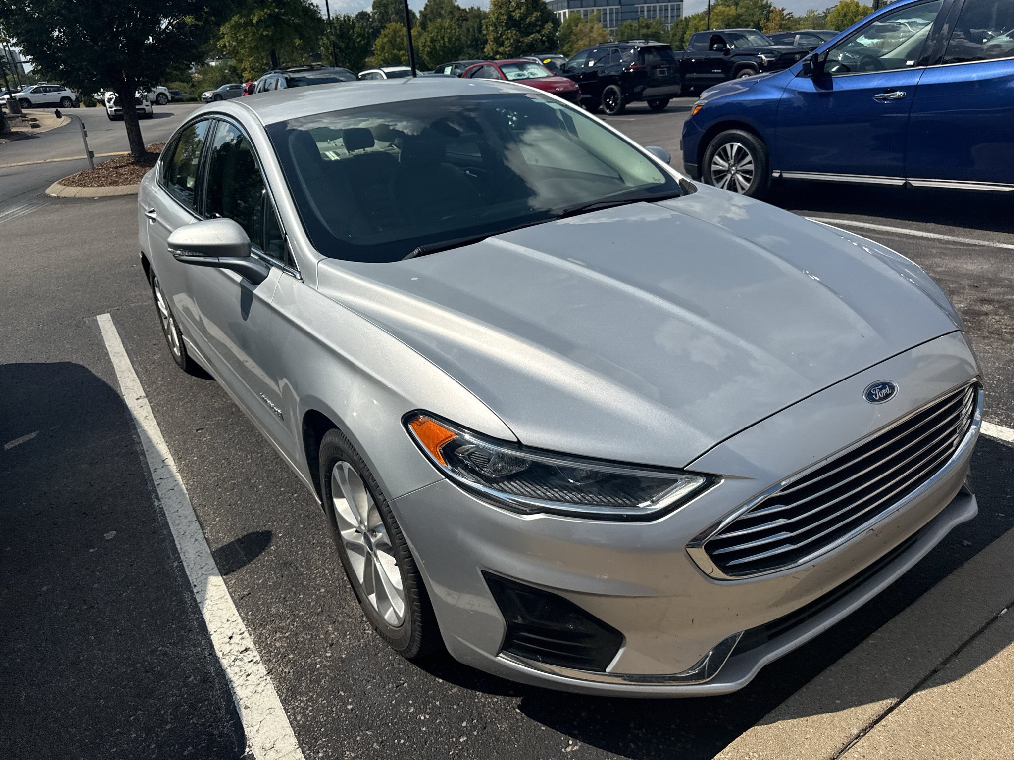Used 2019 Ingot Silver Metallic Ford SEL image 2