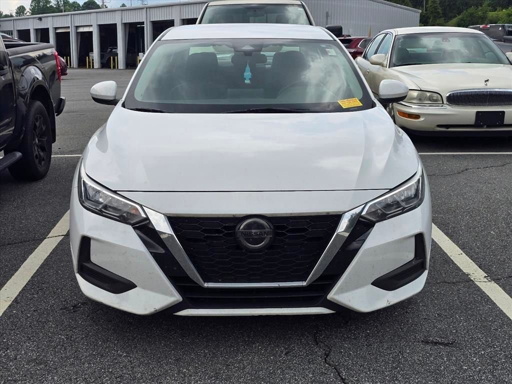 Used 2021 White Nissan SV image 6