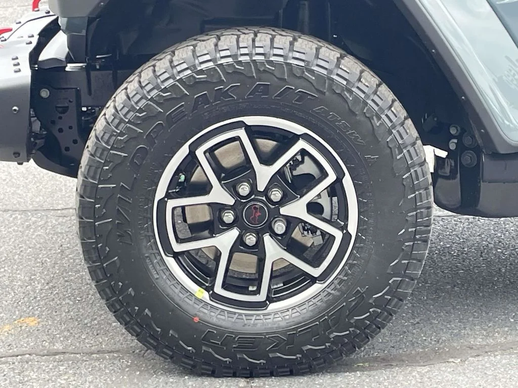 New 2026 Anvil Clear-Coat Exterior Paint Jeep Rubicon X image 11