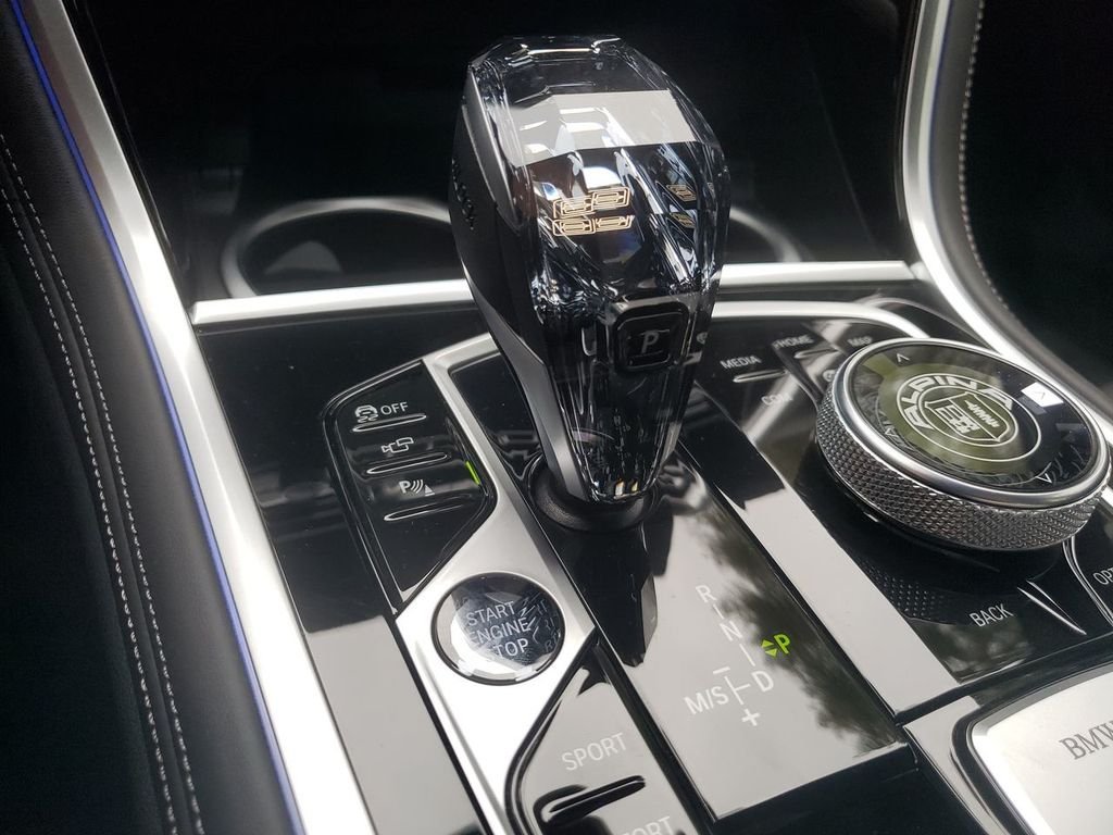 Used 2023 Black BMW ALPINA B8 xDrive image 25