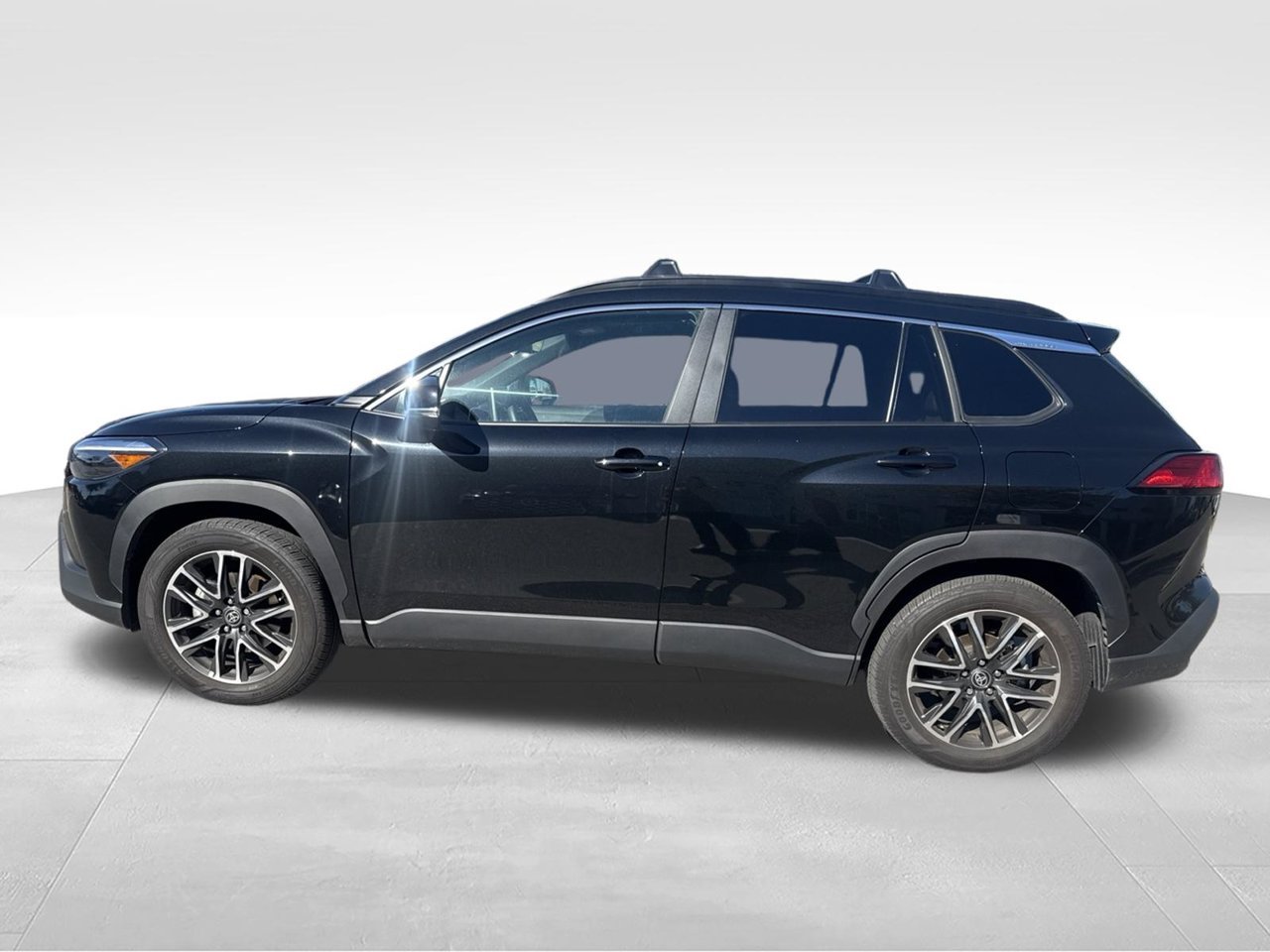 Used 2026 Black Toyota XLE image 4