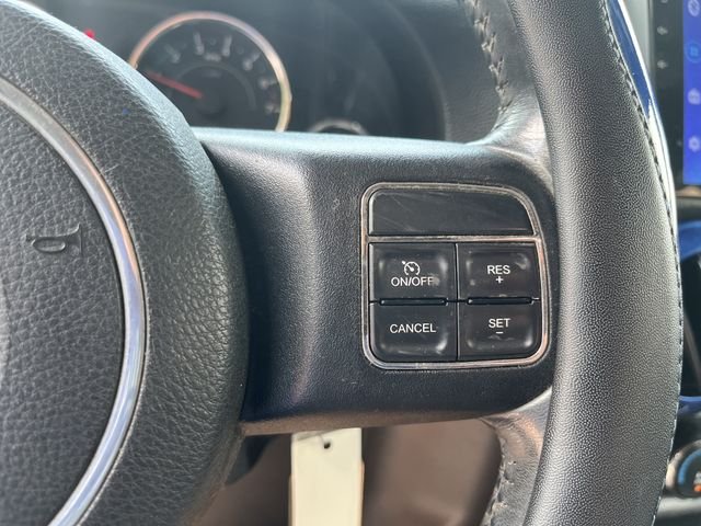 Used 2014 Flame Red Clearcoat Jeep Sport image 22