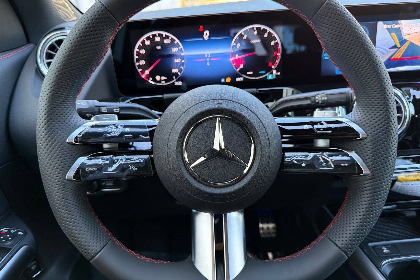 New 2026 Polar White Mercedes-Benz GLA 250 image 21