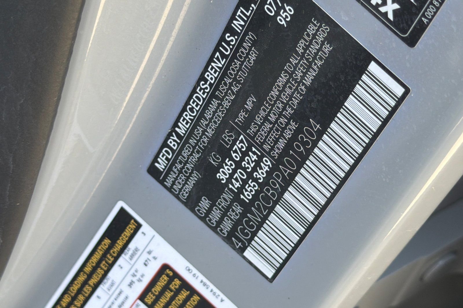 Certified Used 2023 Gray Mercedes-Benz 500 SUV image 38