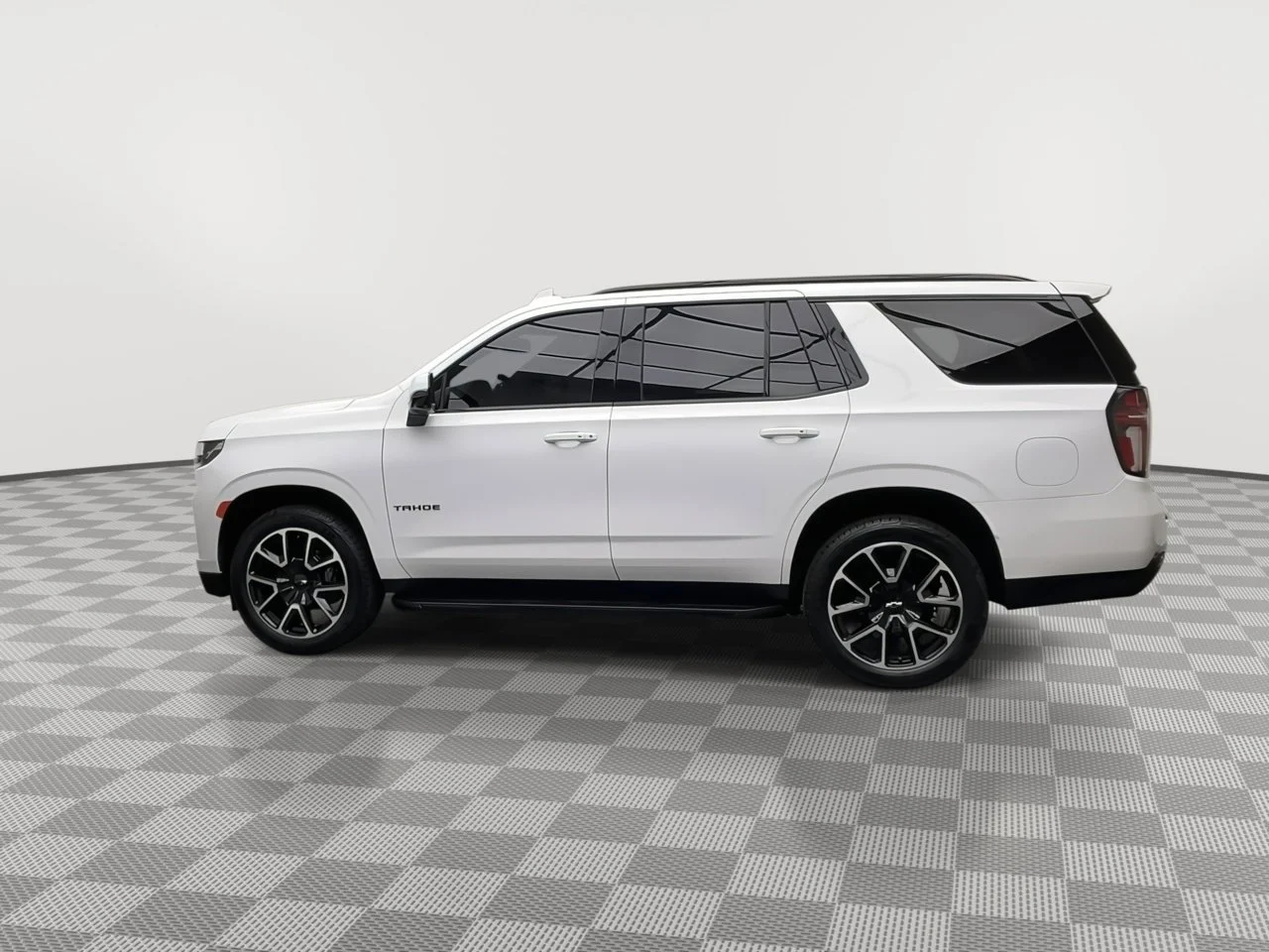 Used 2022 Summit White Chevrolet RST image 42