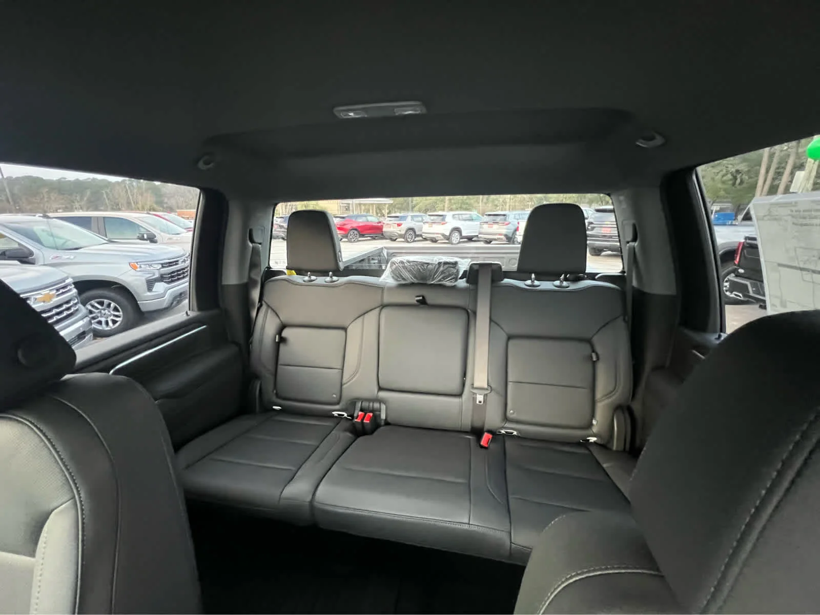 New 2026 Summit White GMC SLT image 10