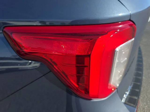 Used 2021 Blue Ford XLT image 35