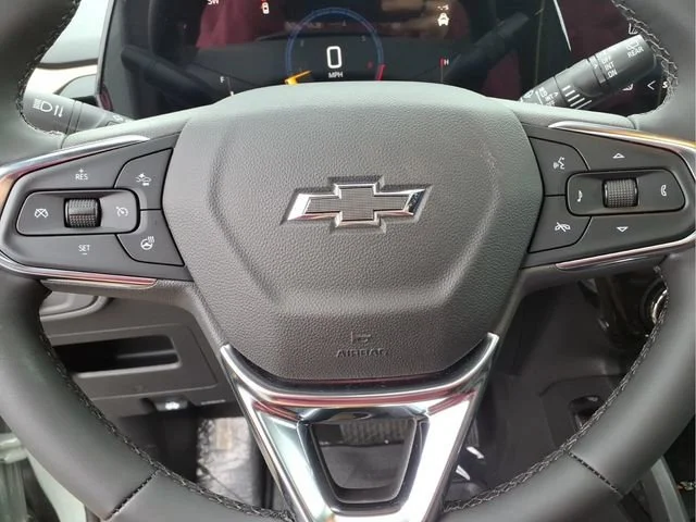 New 2026 Cacti Green Chevrolet ACTIV image 13