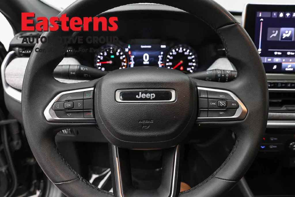 Used 2024 Black Jeep Latitude image 10