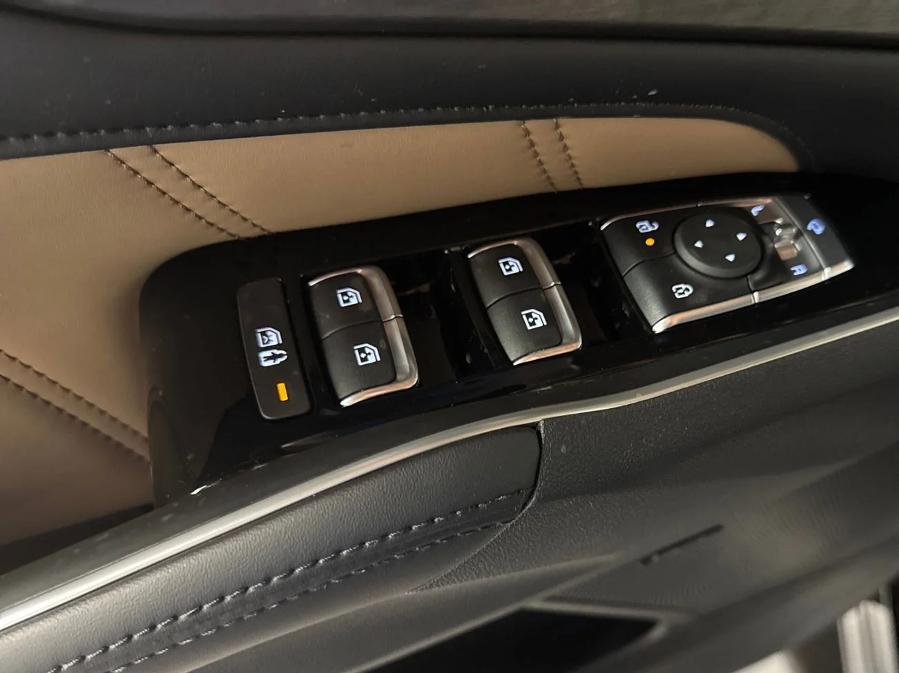 New 2026 Brown Kia X-Line SX Prestige image 25