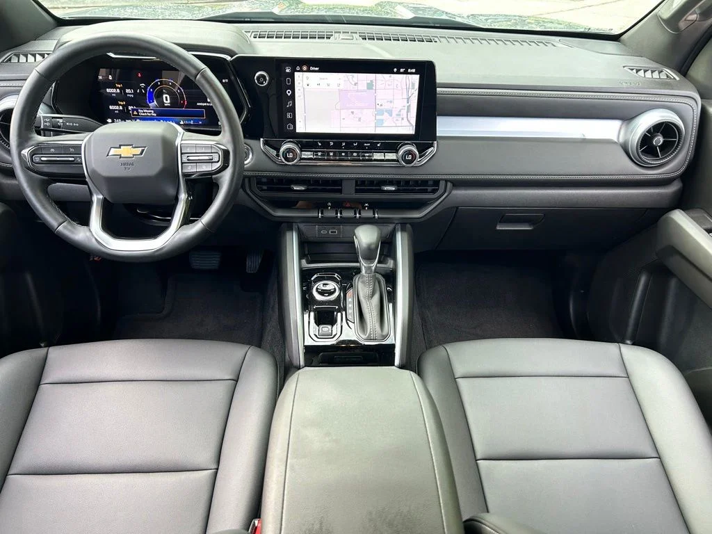 Used 2025 Gray Chevrolet LT image 11