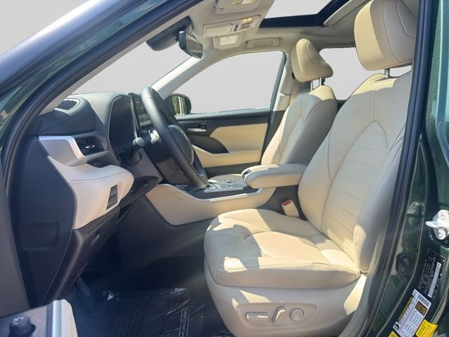 Certified Used 2025 Cypress Toyota XLE image 10