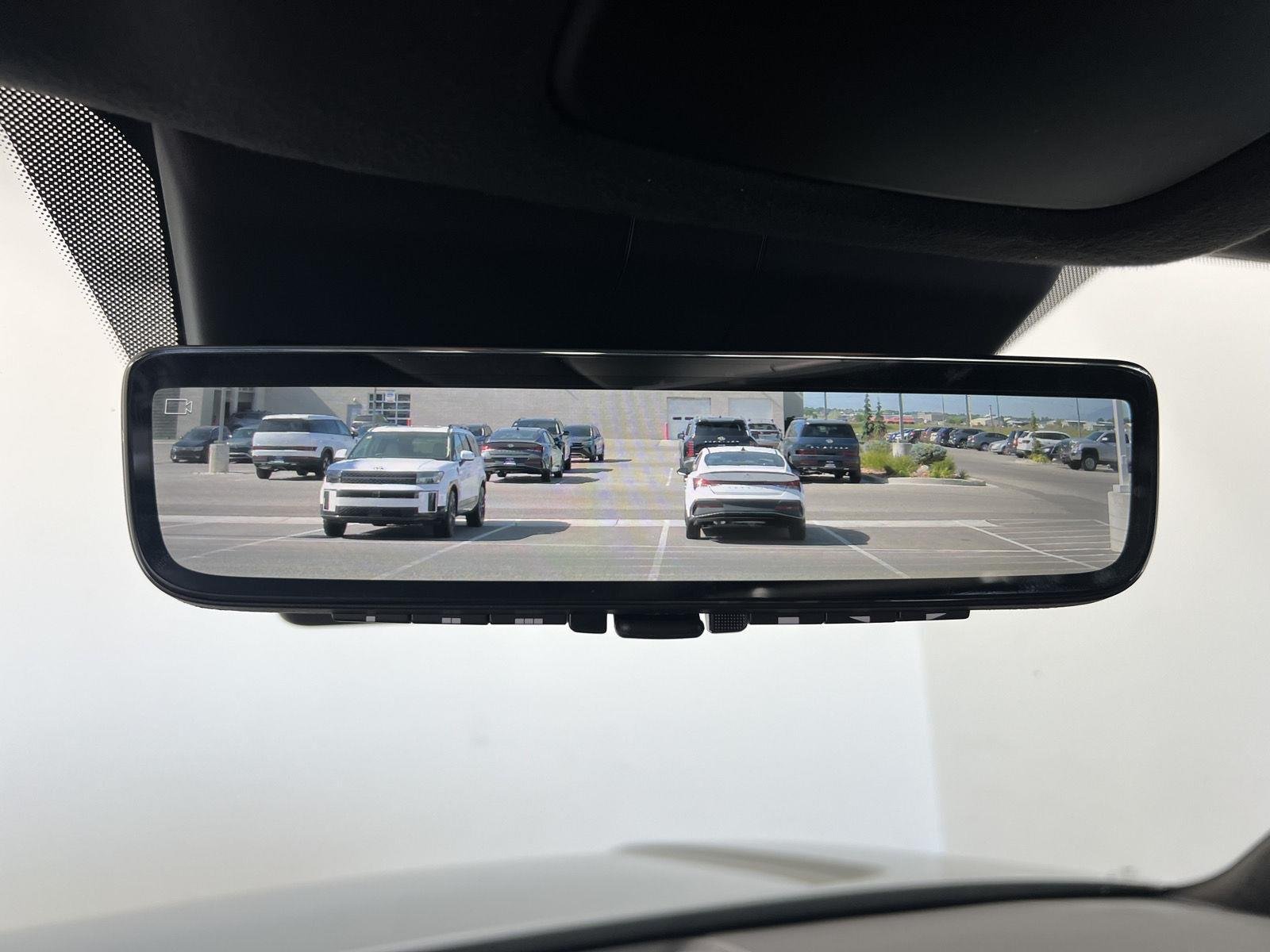 Used 2026 Titan Green Hyundai Calligraphy image 22