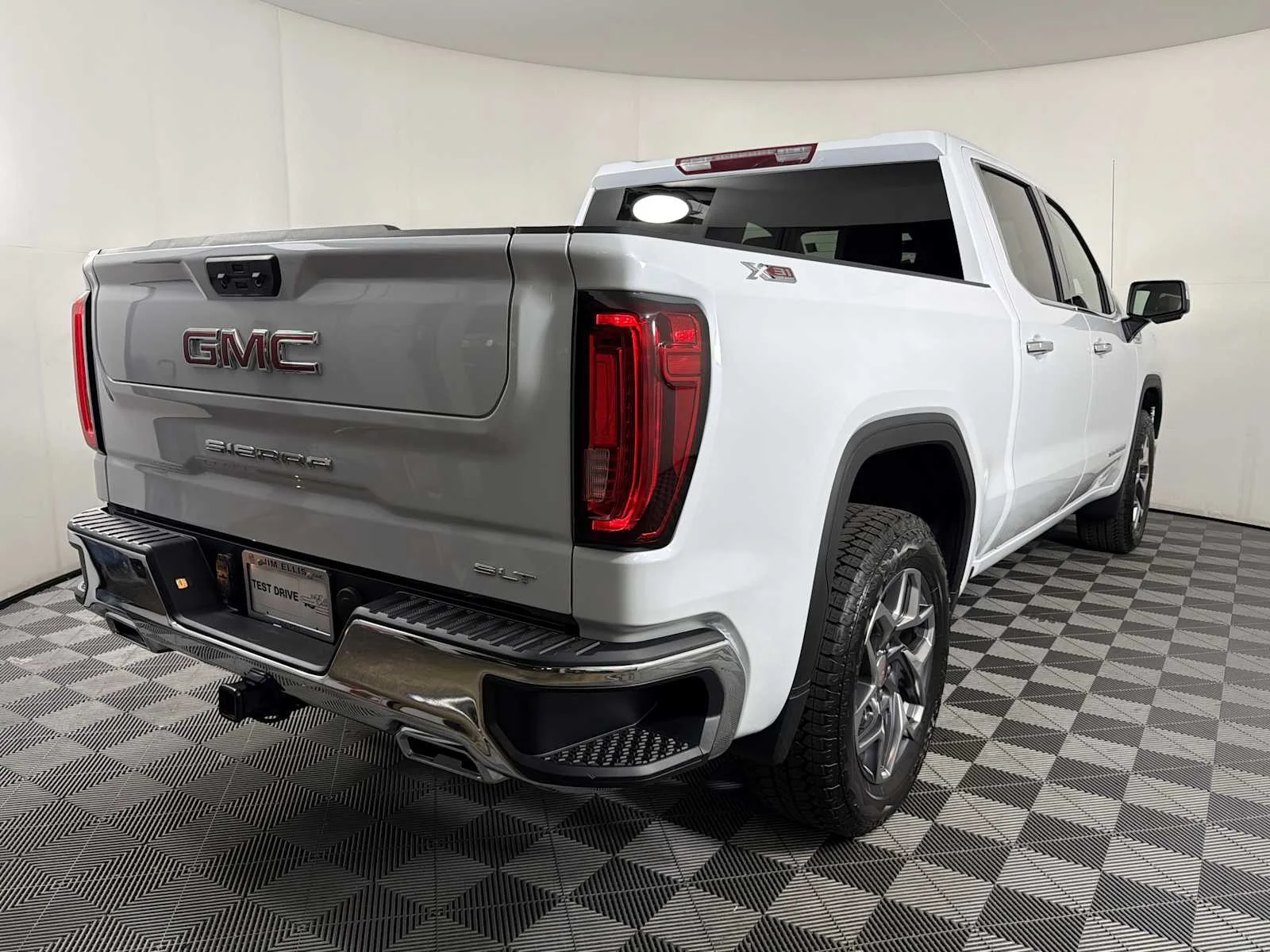 New 2026 Glacier White Tricoat GMC SLT image 6