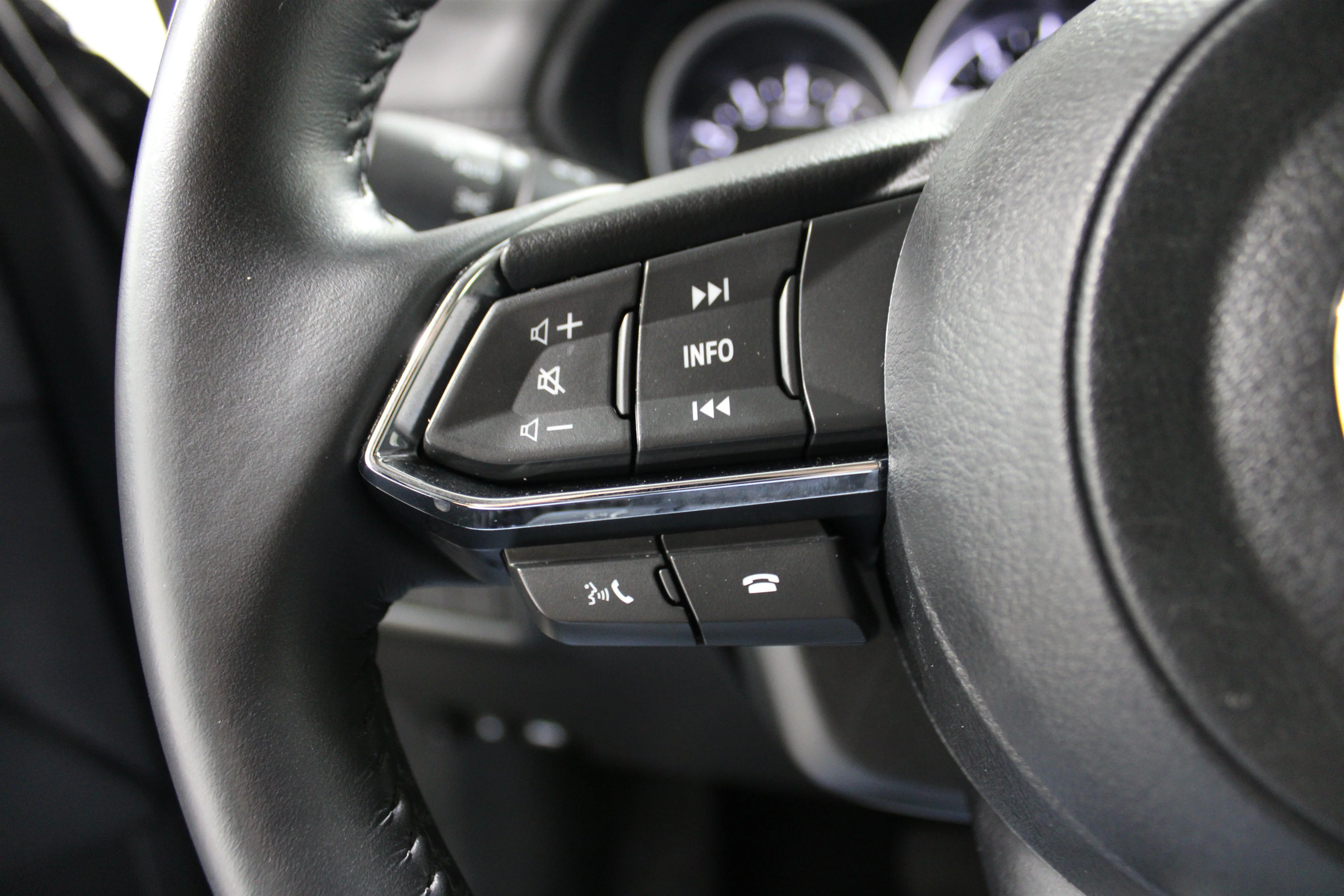 2023 Mazda CX-5 S Preferred package - Photo 10