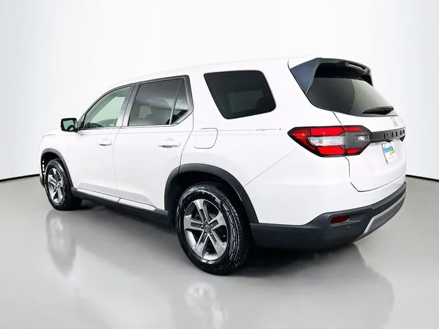Certified Used 2025 Platinum White Pearl Honda EX-L+ image 7