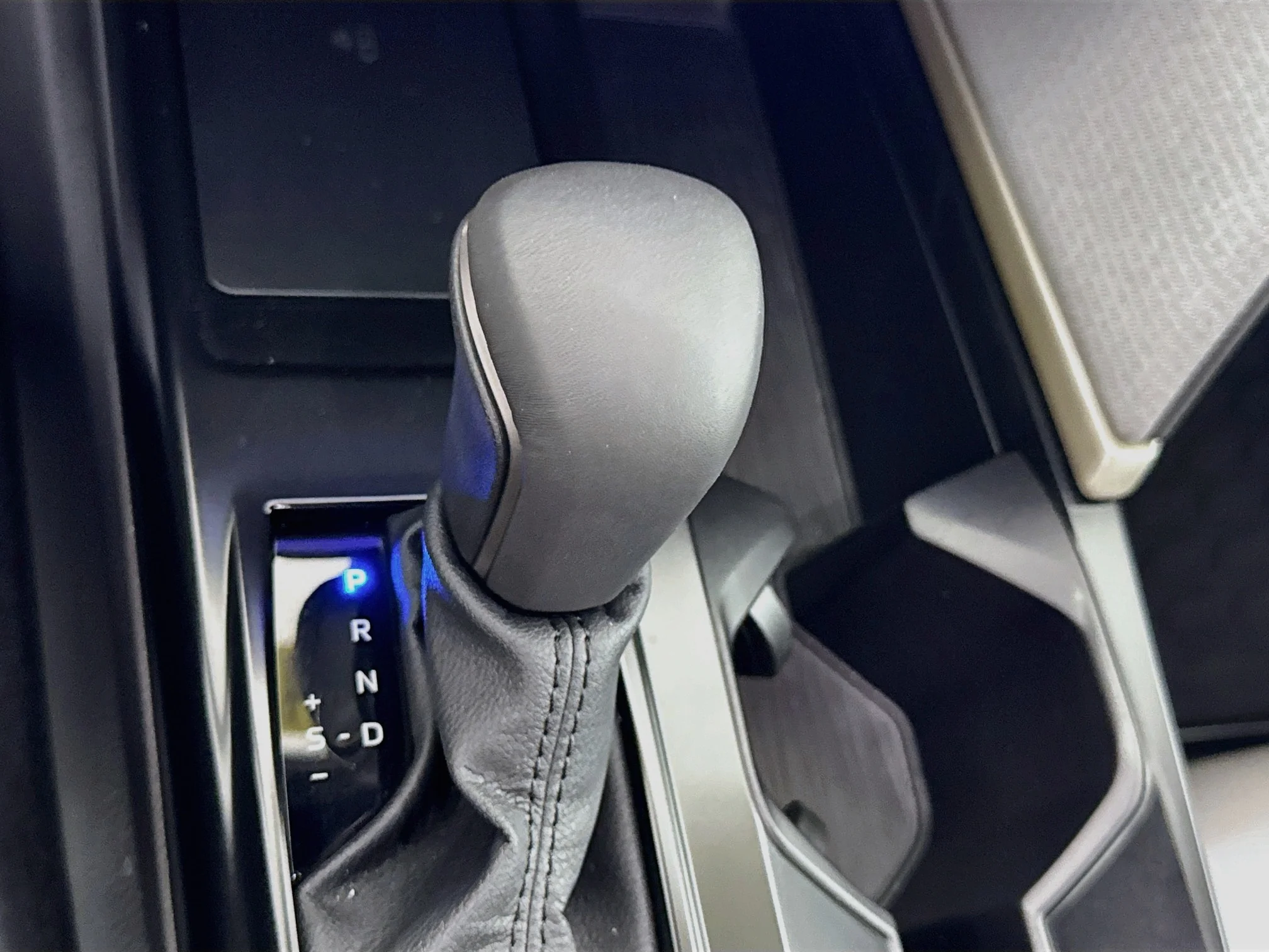 Certified Used 2024 Ice Cap Toyota LE image 17